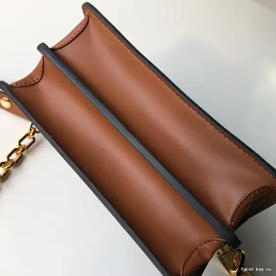 Frstbag ru Louis Spring Vuitton Show） Dauphine Mini（2019 0520